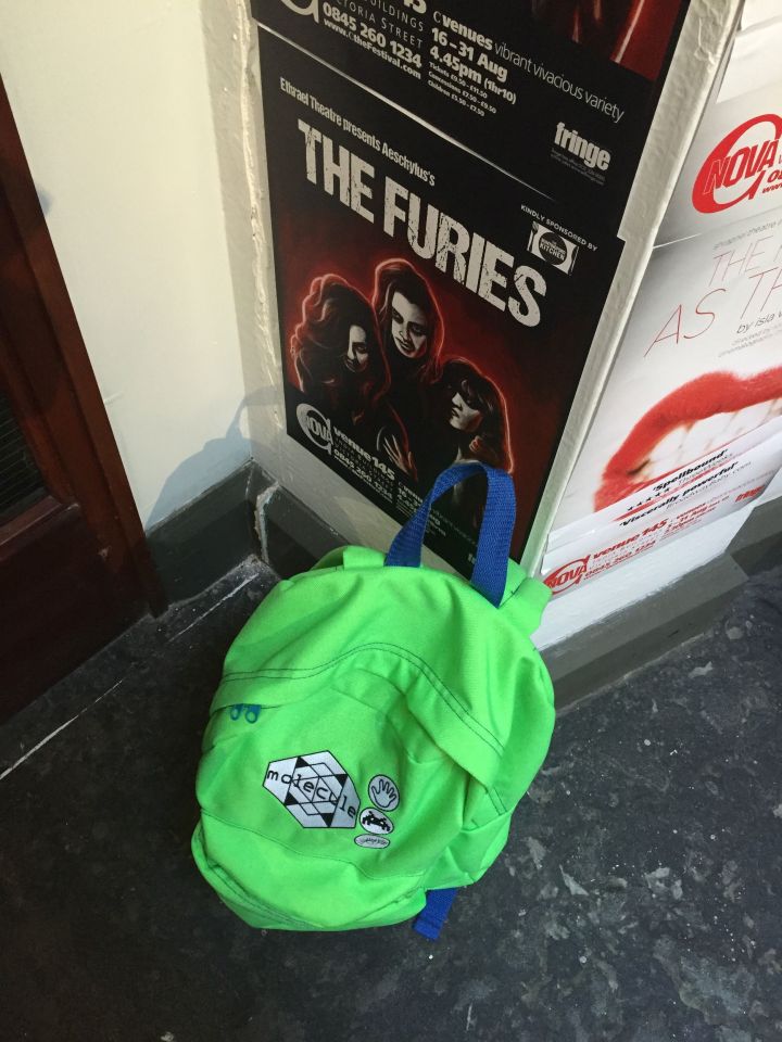 Molecule bag on tour