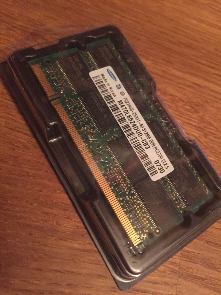 Memory module for an iBook G4